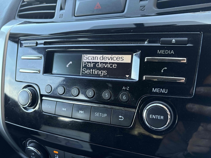 Nissan 2.3 dCi Acenta Pickup Double Cab 4dr Diesel Manual 4WD Euro 6 (s/s) (163 ps)