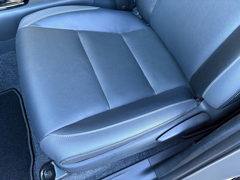 Toyota Invincible X MHEV 4WD Auto 2.8 4dr Pickup Automatic Diesel