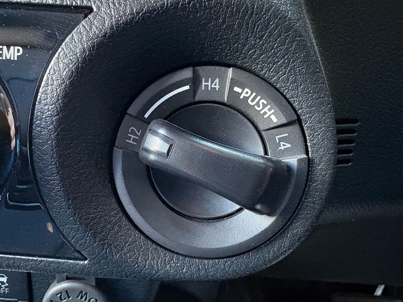 Toyota Invincible X MHEV 4WD Auto 2.8 4dr Pickup Automatic Diesel