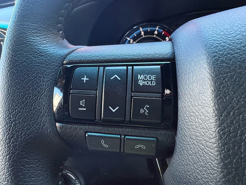 Toyota Invincible X MHEV 4WD Auto 2.8 4dr Pickup Automatic Diesel
