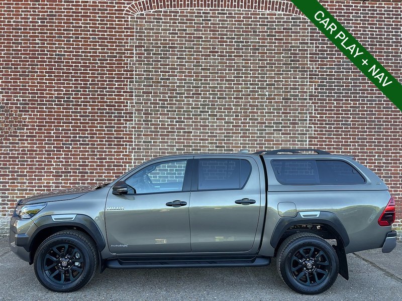 Toyota Invincible X MHEV 4WD Auto 2.8 4dr Pickup Automatic Diesel