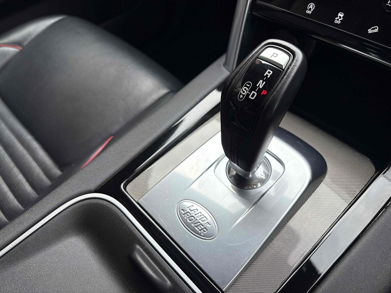 Land Rover 2.0 D180 MHEV R-Dynamic SE SUV 5dr Diesel Auto 4WD Euro 6 (s/s) (180 ps)