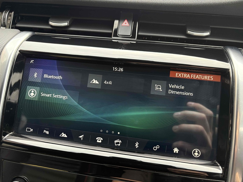 Land Rover 2.0 D180 MHEV R-Dynamic SE SUV 5dr Diesel Auto 4WD Euro 6 (s/s) (180 ps)