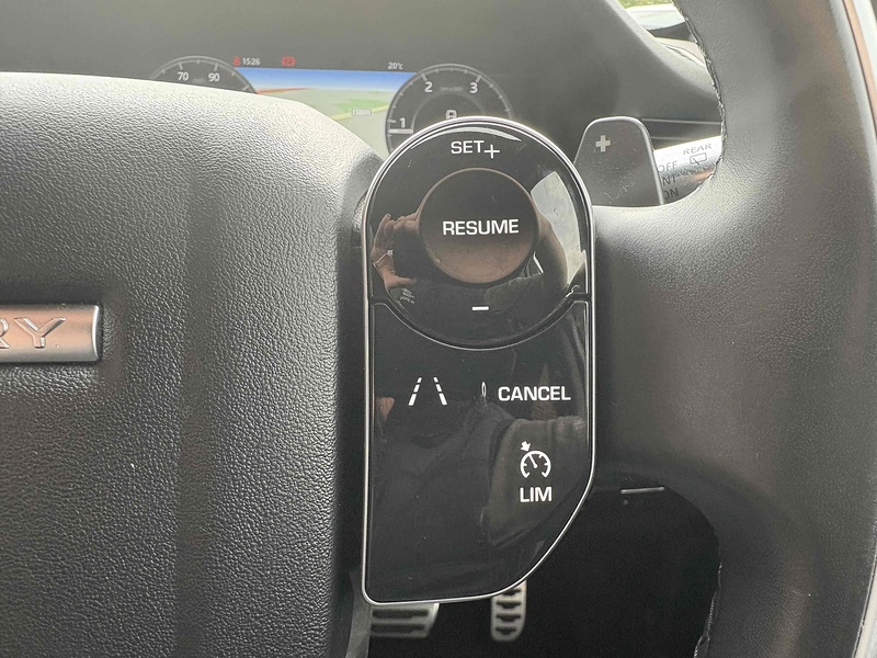 Land Rover 2.0 D180 MHEV R-Dynamic SE SUV 5dr Diesel Auto 4WD Euro 6 (s/s) (180 ps)