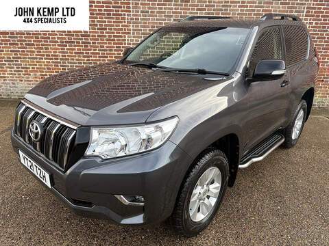 2.8D Utility Panel Van 3dr Diesel Manual 4WD SWB Euro 6 (s/s) (204 ps)