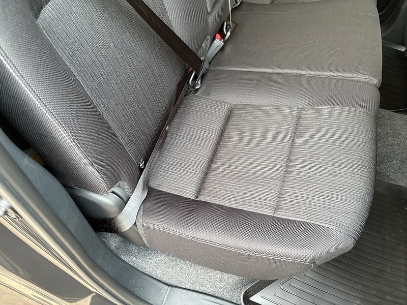 Toyota Active 4Wd D-4D Dcb 2.8 4dr Pick Up Manual Diesel