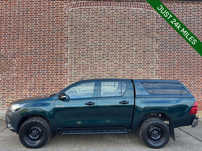 Toyota 2.4 D-4D Active Pickup Double Cab 4dr Diesel Manual 4WD Euro 6 (3.5t) (150 ps)