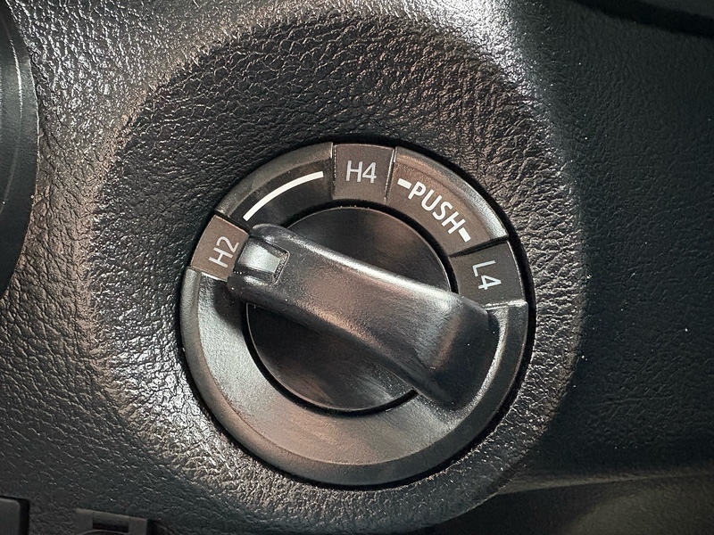 Toyota 2.4 D-4D Active Pickup Double Cab 4dr Diesel Manual 4WD Euro 6 (s/s) (150 ps)