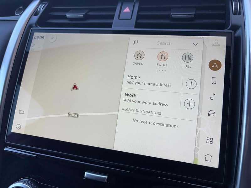 Land Rover 3.0 D300 MHEV SE SUV 5dr Diesel Auto 4WD Euro 6 (s/s) (300 ps)