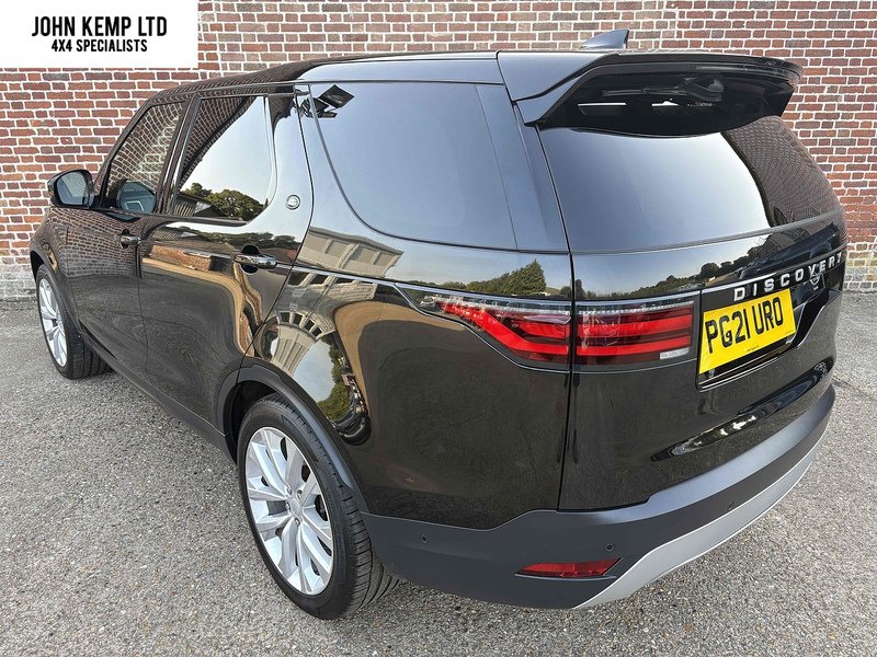 Land Rover 3.0 D300 MHEV SE SUV 5dr Diesel Auto 4WD Euro 6 (s/s) (300 ps)