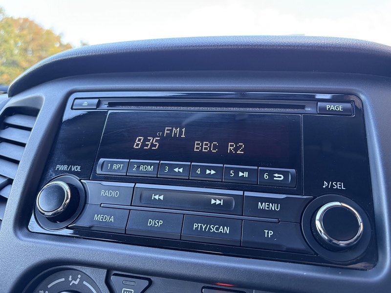 Mitsubishi 2.4 DI-D DC 4Life Pickup Double Cab 4dr Diesel Manual 4WD Euro 6 (s/s) (154 ps)