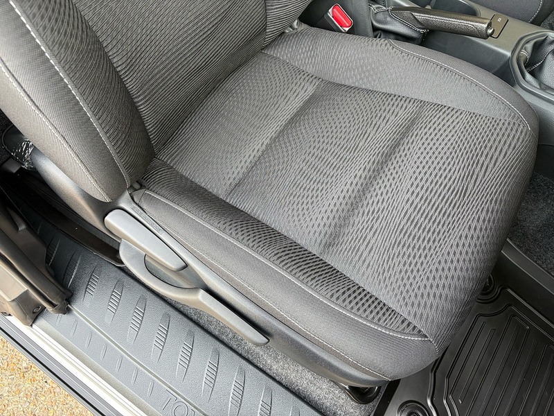 Toyota Active 4Wd D-4D Extra Cab 2.8 4dr Pick Up Manual Diesel