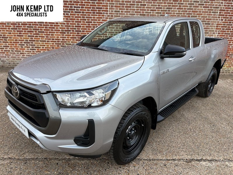 Toyota Active 4Wd D-4D Extra Cab 2.8 4dr Pick Up Manual Diesel