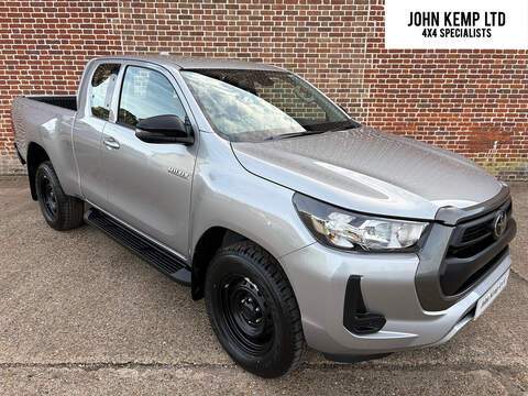 Active 4Wd D-4D Extra Cab 2.8 4dr Pick Up Manual Diesel