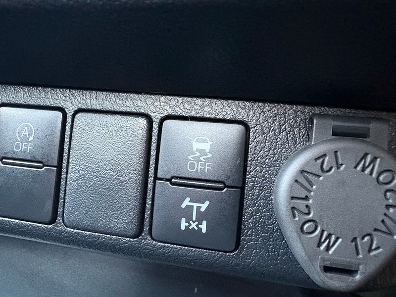 Toyota Active 4Wd D-4D Extra Cab 2.8 4dr Pick Up Manual Diesel