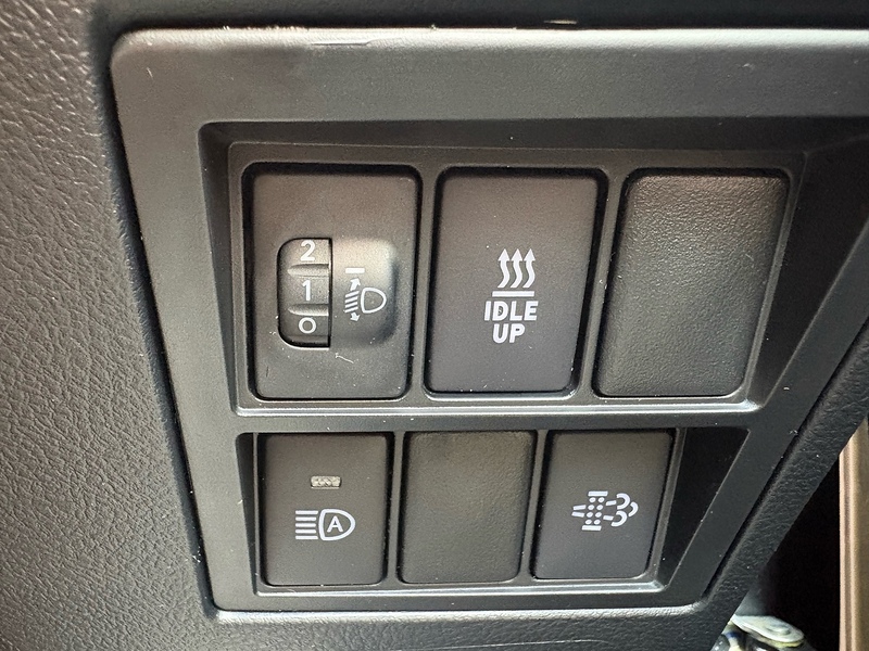Toyota Active 4Wd D-4D Extra Cab 2.8 4dr Pick Up Manual Diesel