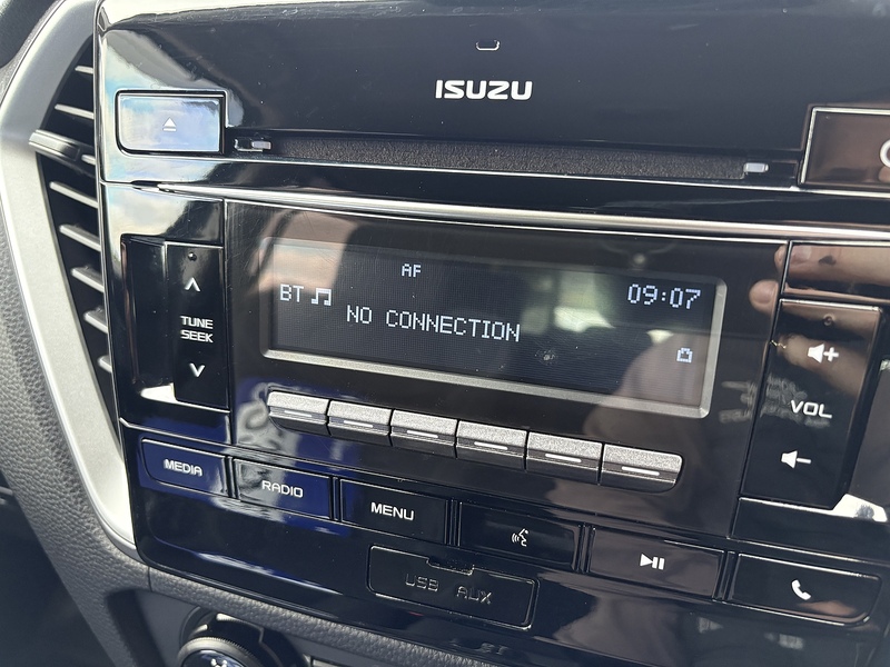Isuzu 1.9 TD DL20 Pickup Double Cab 4dr Diesel Auto 4WD Euro 6 (s/s) (164 ps)