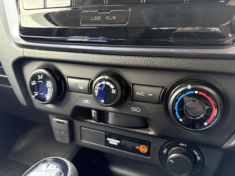 Isuzu 1.9 TD DL20 Pickup Double Cab 4dr Diesel Auto 4WD Euro 6 (s/s) (164 ps)