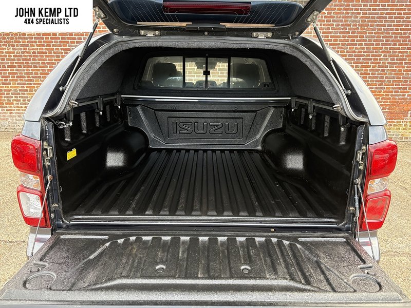 Isuzu 1.9 TD DL20 Pickup Double Cab 4dr Diesel Auto 4WD Euro 6 (s/s) (164 ps)