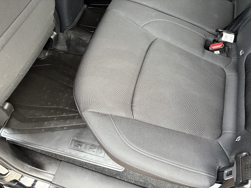 Isuzu 1.9 TD DL20 Pickup Double Cab 4dr Diesel Auto 4WD Euro 6 (s/s) (164 ps)