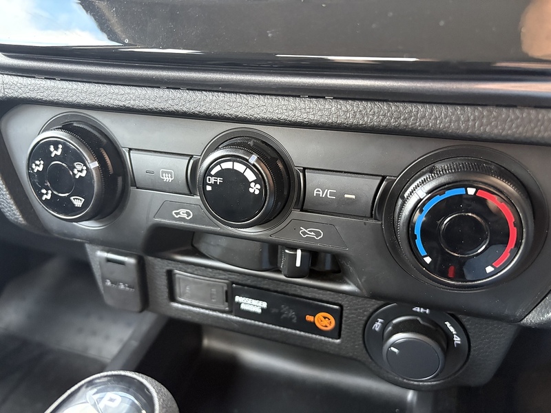 Isuzu 1.9 TD DL20 Pickup Double Cab 4dr Diesel Auto 4WD Euro 6 (s/s) (164 ps)