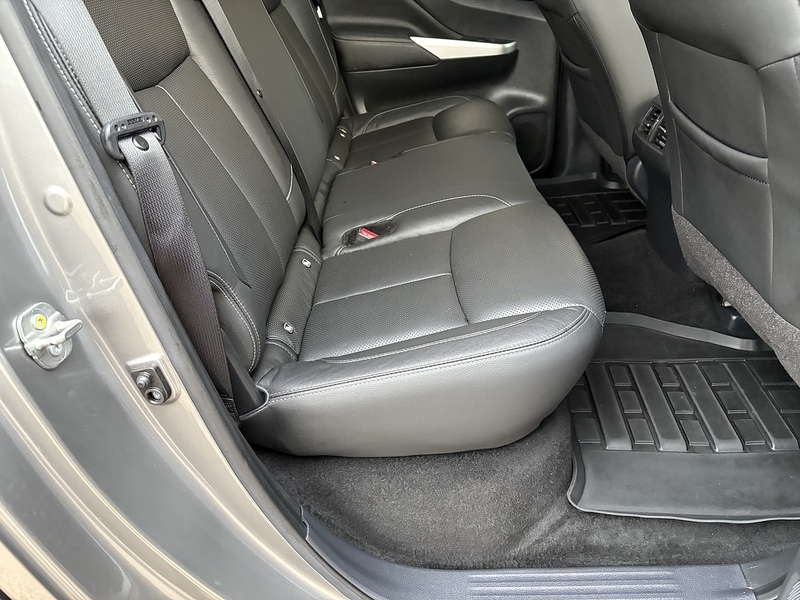 Nissan 2.3 dCi Tekna Pickup Double Cab 4dr Diesel Auto 4WD Euro 6 (190 ps)