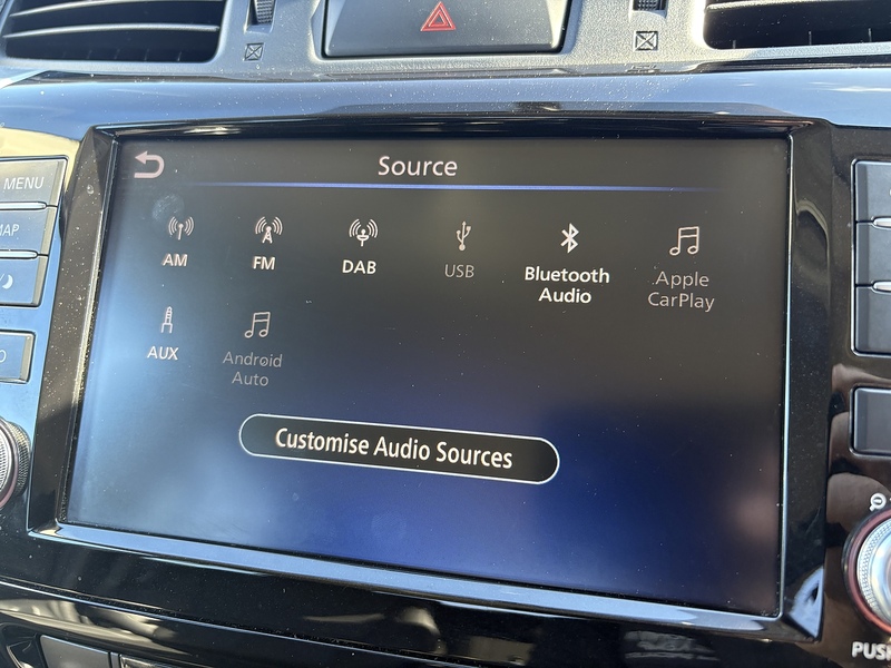 Nissan 2.3 dCi Tekna Pickup Double Cab 4dr Diesel Auto 4WD Euro 6 (190 ps)