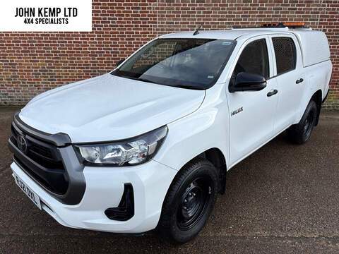 2.4 D-4D Active Pickup Double Cab 4dr Diesel Manual 4WD Euro 6 (s/s) (150 ps)