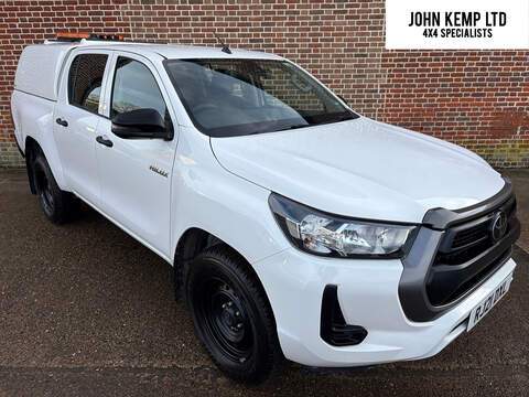 2.4 D-4D Active Pickup Double Cab 4dr Diesel Manual 4WD Euro 6 (s/s) (150 ps)