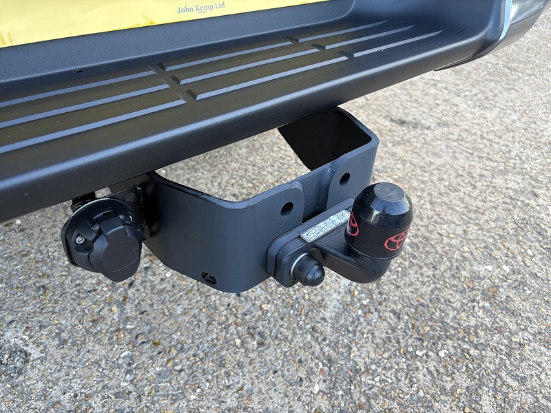 Toyota Active 4Wd D-4D Single Cab 2.8 2dr Pick Up Manual Diesel