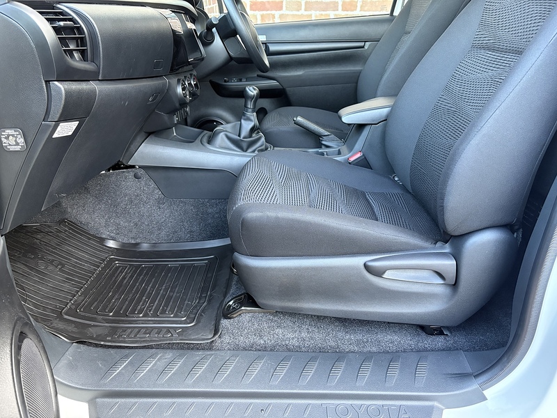 Toyota Active 4Wd D-4D Single Cab 2.8 2dr Pick Up Manual Diesel