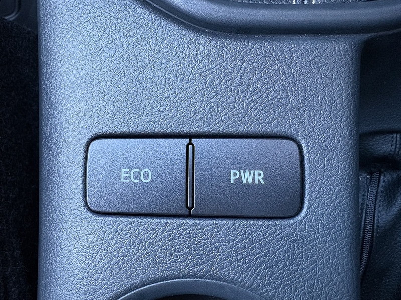 Toyota Active 4Wd D-4D Single Cab 2.8 2dr Pick Up Manual Diesel