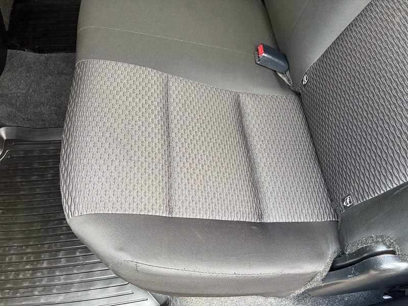 Toyota 2.4 D-4D Active Pickup Double Cab 4dr Diesel Manual 4WD Euro 6 (s/s) (150 ps)