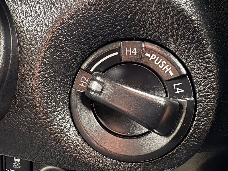 Toyota 2.4 D-4D Active Pickup Double Cab 4dr Diesel Manual 4WD Euro 6 (s/s) (150 ps)