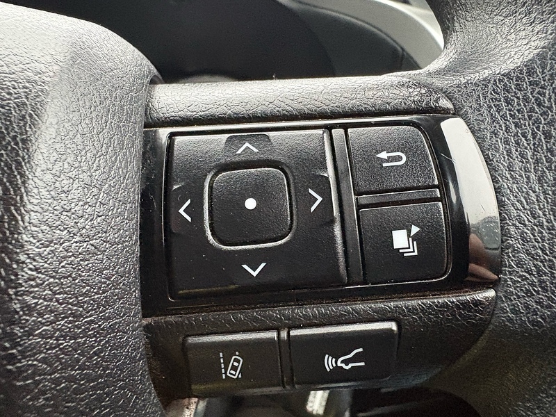 Toyota 2.4 D-4D Active Pickup Double Cab 4dr Diesel Manual 4WD Euro 6 (s/s) (150 ps)