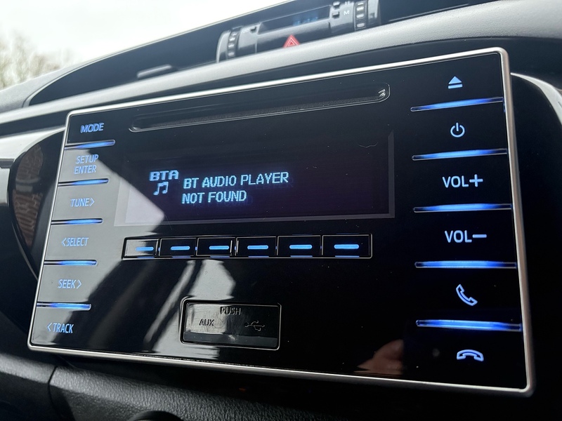 Toyota 2.4 D-4D Active Pickup Double Cab 4dr Diesel Manual 4WD Euro 6 (s/s) (150 ps)