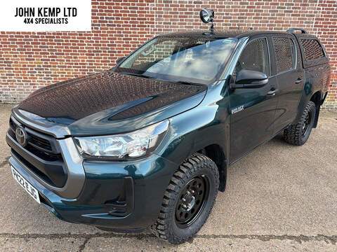 2.4 D-4D Active Pickup Double Cab 4dr Diesel Manual 4WD Euro 6 (s/s) (150 ps)