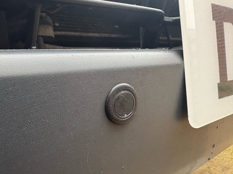 Toyota Hilux Active Extra Cab Pickup 2.4 Manual Diesel