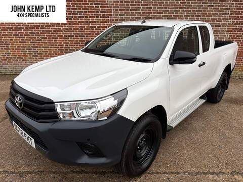 Hilux Active Extra Cab Pickup 2.4 Manual Diesel