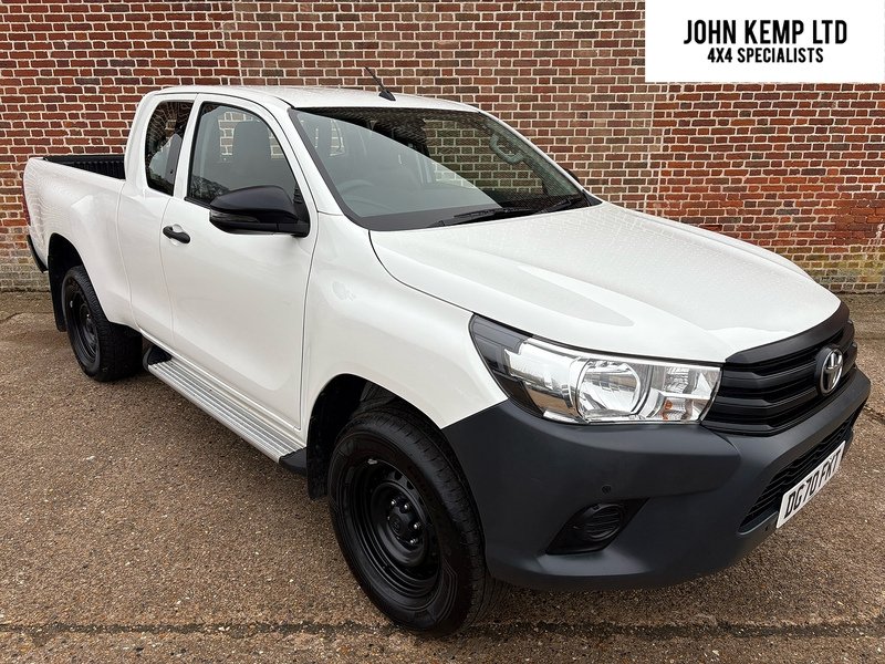 Toyota Hilux Active Extra Cab Pickup 2.4 Manual Diesel