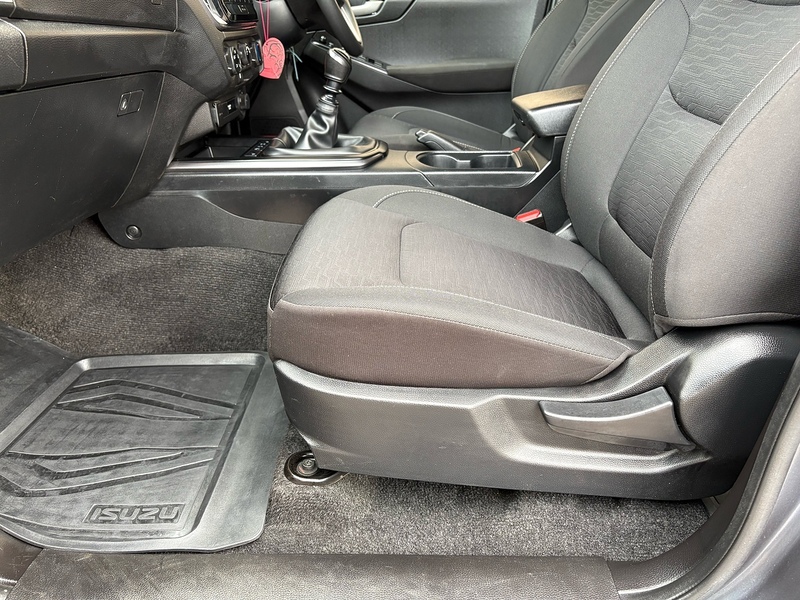 Isuzu 1.9 TD DL20 Pickup Double Cab 4dr Diesel Manual 4WD Euro 6 (s/s) (164 ps)