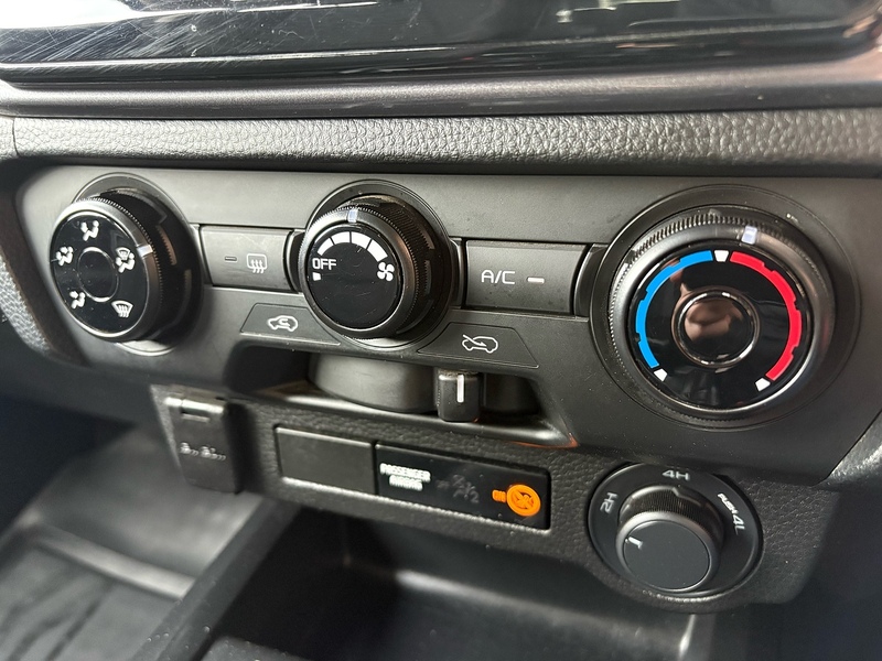 Isuzu 1.9 TD DL20 Pickup Double Cab 4dr Diesel Manual 4WD Euro 6 (s/s) (164 ps)