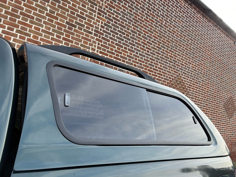 Toyota 2.4 D-4D Active Pickup Double Cab 4dr Diesel Manual 4WD Euro 6 (s/s) (150 ps)