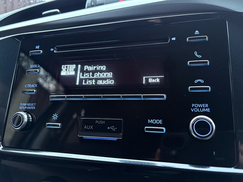 Toyota 2.4 D-4D Active Pickup Double Cab 4dr Diesel Manual 4WD Euro 6 (s/s) (150 ps)