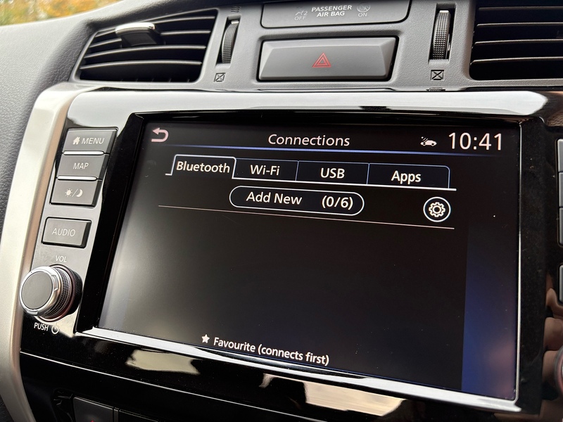 Nissan 2.3 dCi Tekna Pickup Double Cab 4dr Diesel Auto 4WD Euro 6 (190 ps)