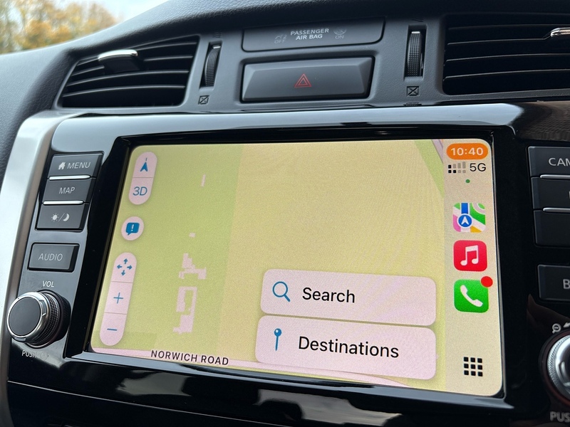 Nissan 2.3 dCi Tekna Pickup Double Cab 4dr Diesel Auto 4WD Euro 6 (190 ps)