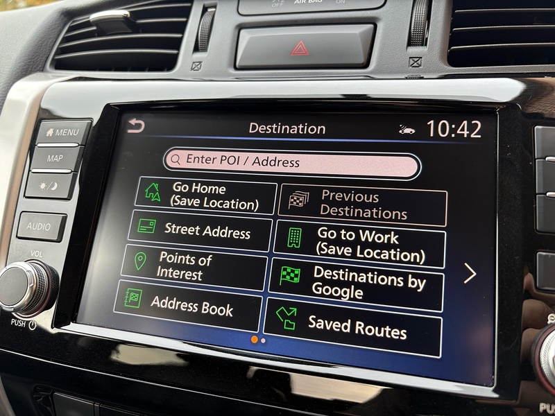 Nissan 2.3 dCi Tekna Pickup Double Cab 4dr Diesel Auto 4WD Euro 6 (190 ps)