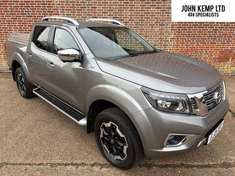 2.3 dCi Tekna Pickup Double Cab 4dr Diesel Auto 4WD Euro 6 (190 ps)