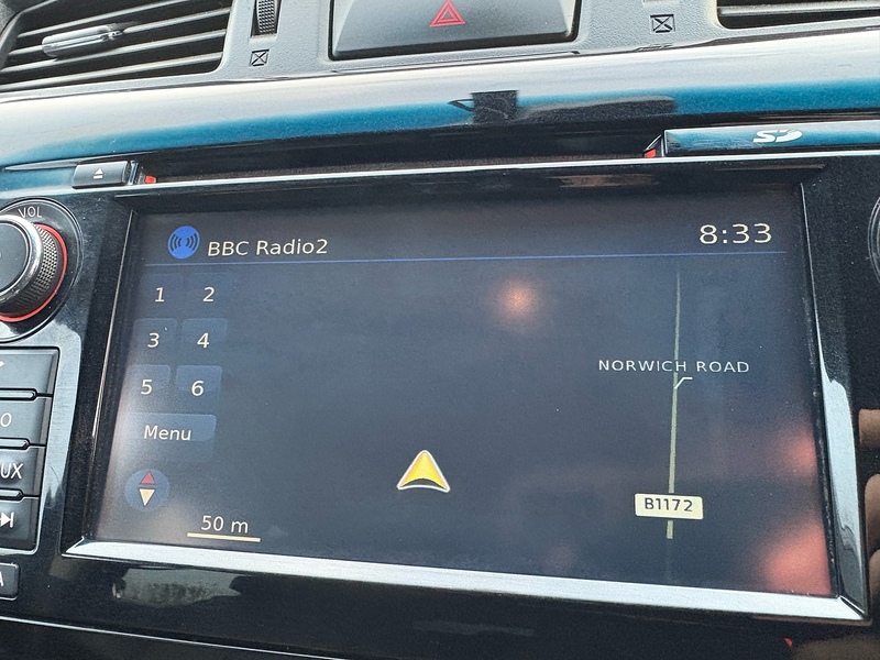 Nissan dCi Tekna Pickup 2.3 Automatic Diesel