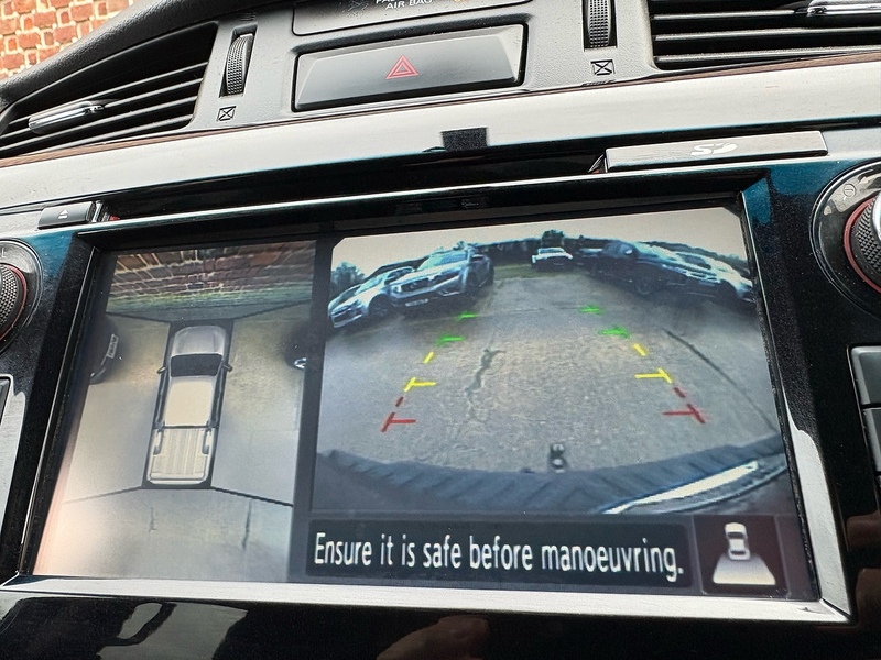 Nissan dCi Tekna Pickup 2.3 Automatic Diesel